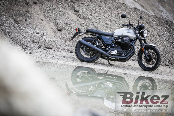 Réservoir Café Racer Craftride Pour Moto Guzzi V7 III Rough/Carbon - Neuf